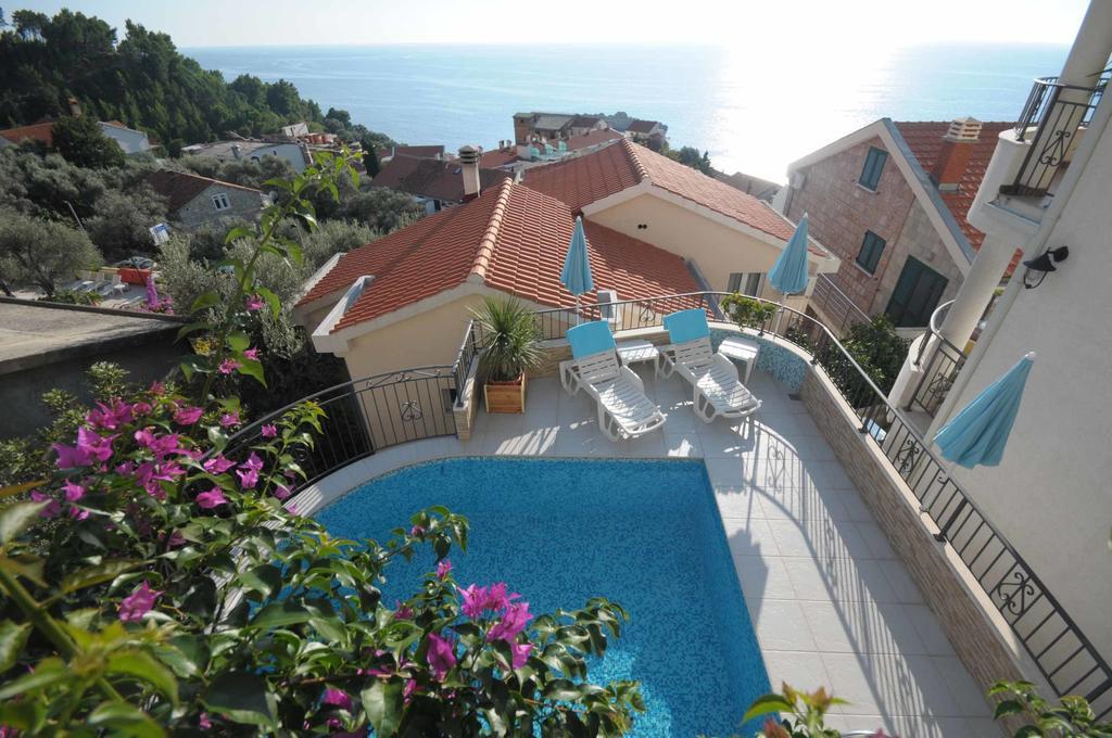 Apartments Leut Свети-Стефан Экстерьер фото
