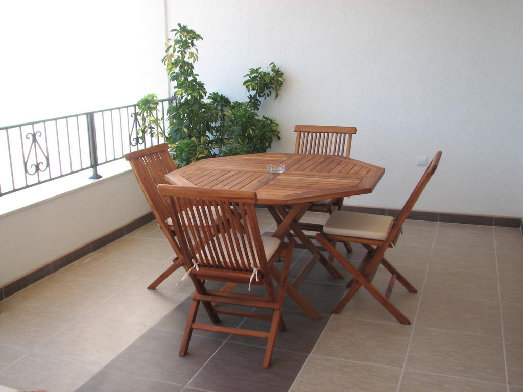Apartments Leut Свети-Стефан Номер фото