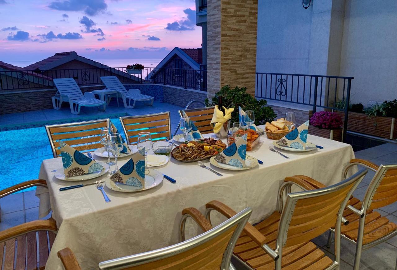 Apartments Leut Свети-Стефан Экстерьер фото